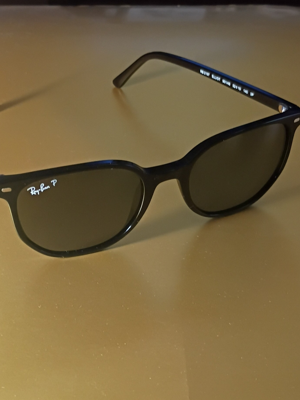 Ray-Ban Black Polarized Sunglasses for Men